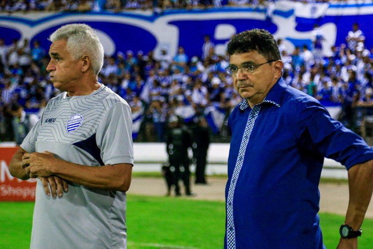 Azulão empata no Rei Pelé e é campeão brasileiro da Série C