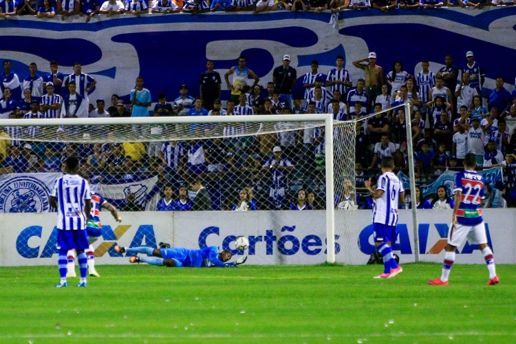 Azulão empata no Rei Pelé e é campeão brasileiro da Série C