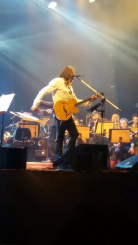 Música erudita e popular se uniram em um show no estacionamento do bairro de Jaraguá, encantando e e