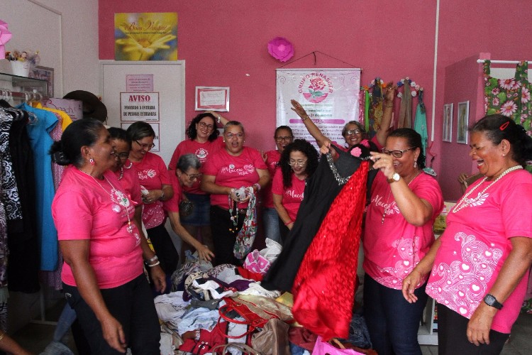 Voluntárias receberam material em festa e agradeceram pelo apoio