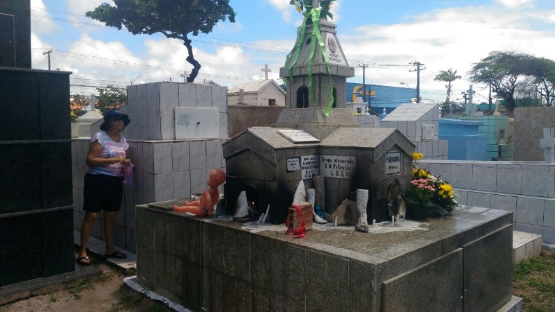 Movimentação em cemitérios da capital 
