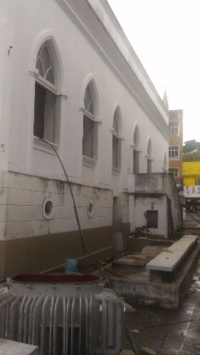 Abandono e sucateamento no prédio da antiga prefeitura de Maceió