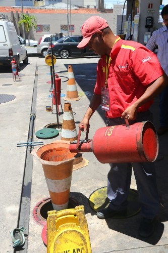 Ministério Público e Agencia Nacional do Petróleo fiscalizam postos de combustíveis em Alagoas