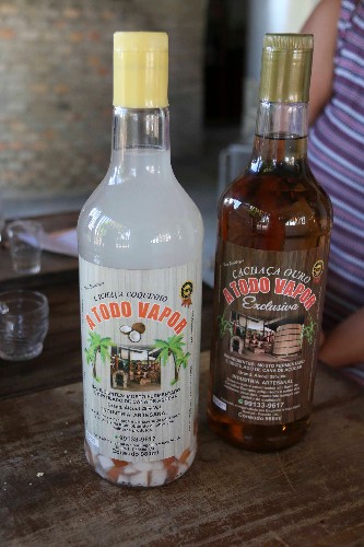Evangélico de Penedo ganha o mercado produzindo cachaça