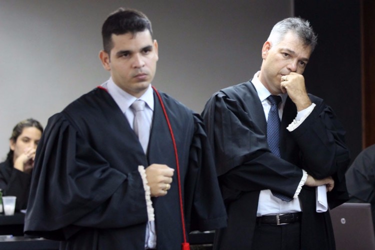 Todos presentes prestaram depoimentos