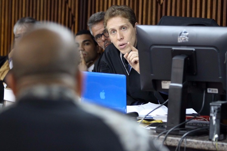 Juiz responsável por analisar o caso