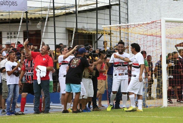 Partida movimentou a cidade e atraiu pessoas de todo o País