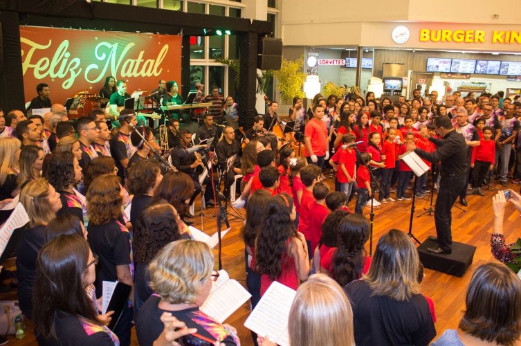 Corais embalam as festas de fim de ano em Maceió