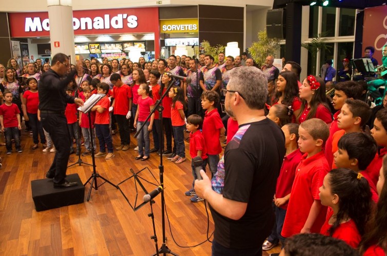 Corais embalam as festas de fim de ano em Maceió