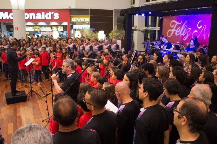 Corais embalam as festas de fim de ano em Maceió