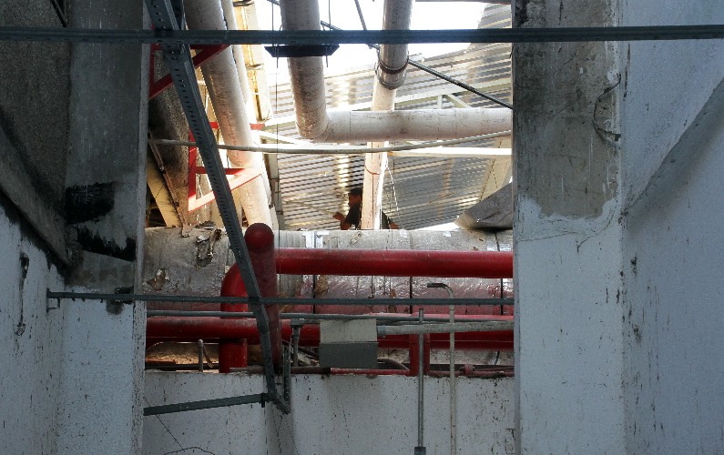 Imóvel onde funcionava hipermercado estava sendo alvo da ação de vândalos
