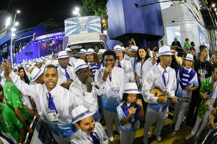 Escola abordou intolerância, corrupção e outros problemas sociais