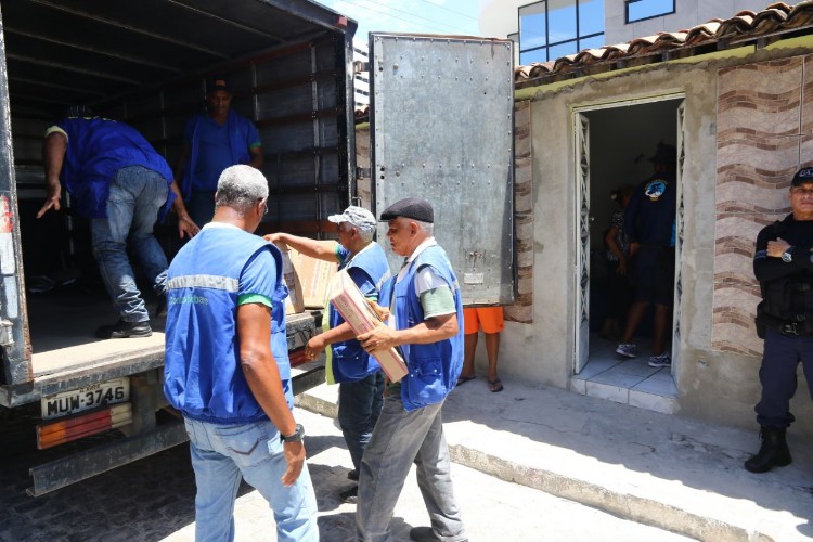 Proprietária resistia em deixar local prestes a ser demolido