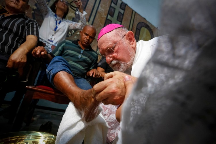 Missa de Lava Pés é celebrada pelo arcebispo de Maceió