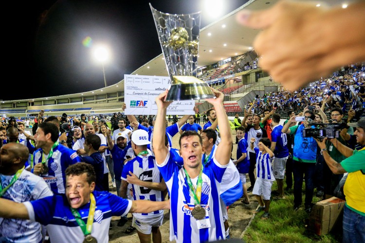 CSA venceu o CRB por 2x0 e levantou a taça pela 38ª vez