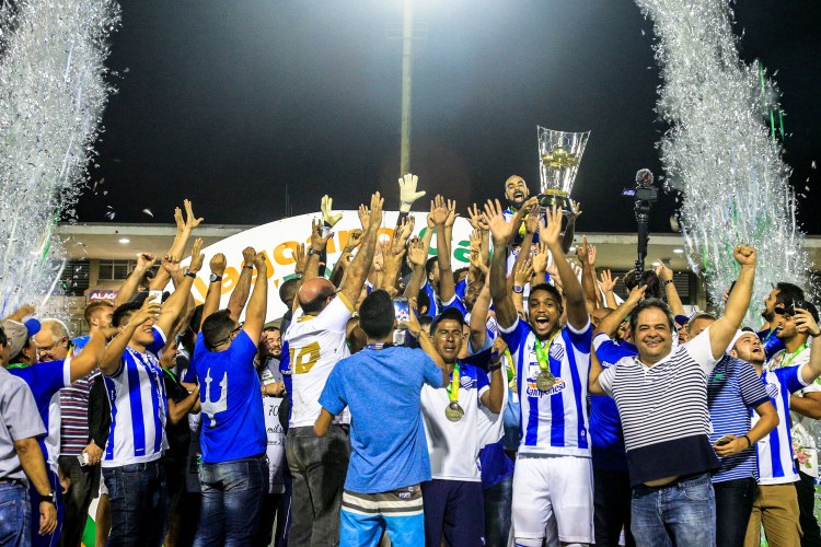 CSA venceu o CRB por 2x0 e levantou a taça pela 38ª vez