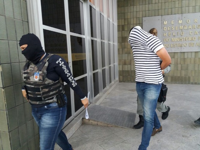 Operação prende suspeitos de corrupção em municípios de AL