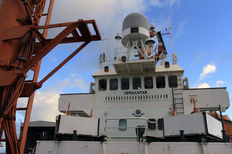 Navio da Marinha abre para visitação do público no Porto de Maceió