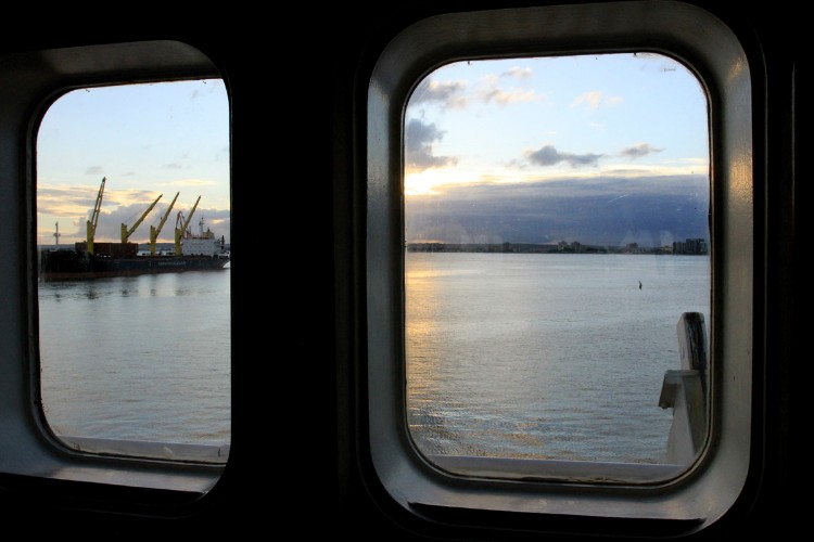 Navio da Marinha abre para visitação do público no Porto de Maceió