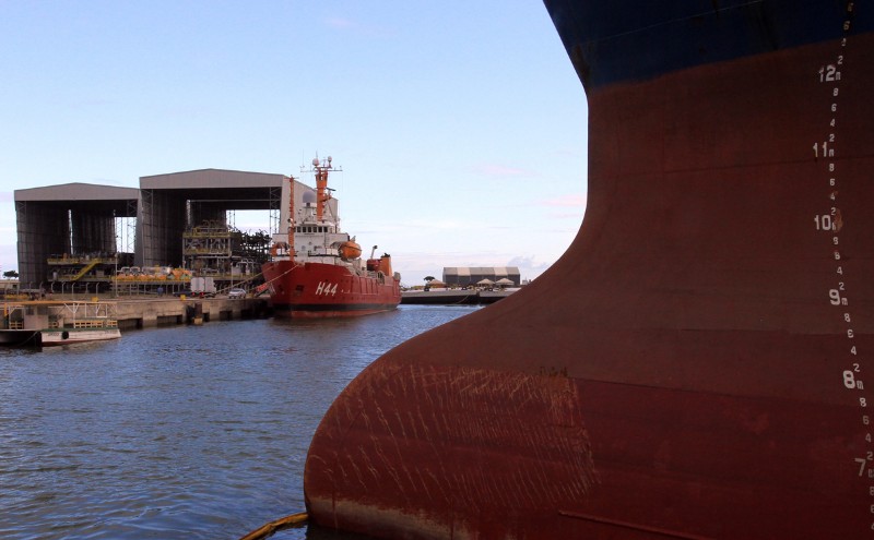 Navio da Marinha abre para visitação do público no Porto de Maceió