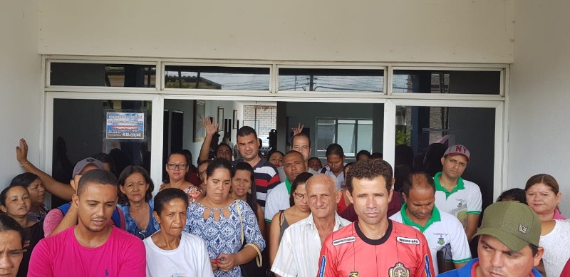 Os agentes estão há 15 dias sem receber o salário, com 13° em atraso, terço de férias e incentivo 
