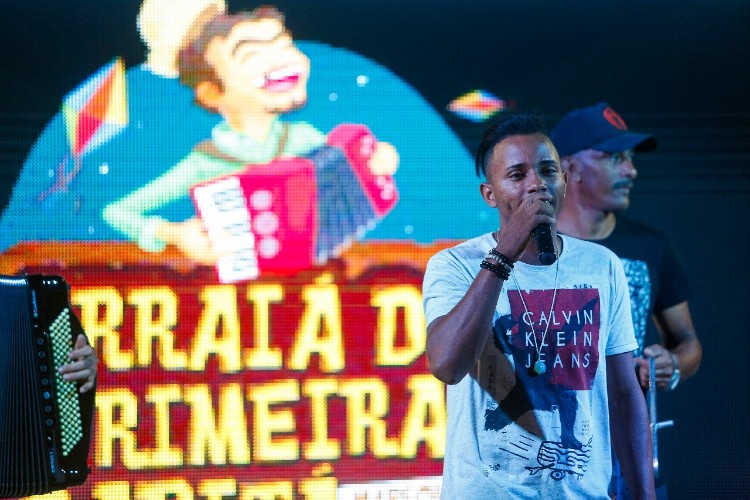 O evento acontecerá no Largo Taperaguá e contará ainda com outros arraiais das comunidades da cidade