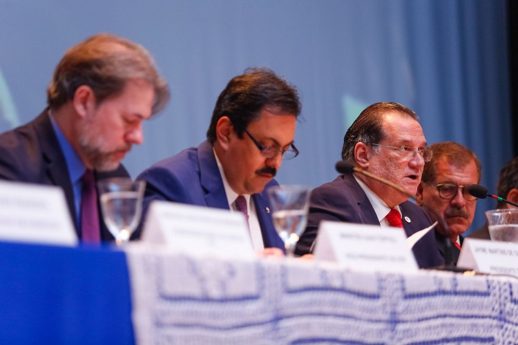 Evento reúne ministros do STF, STJ e corregedor-geral do CNJ