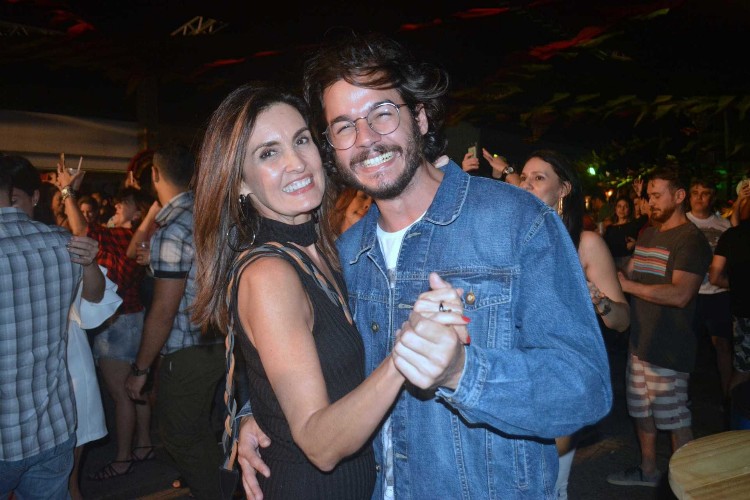 O casal foi ao "Forrobodó do Braz" em Recife