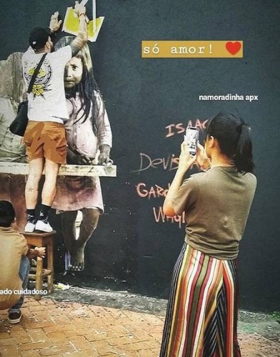 Artista plástico, ex BBB 18, Wagner faz intervenções em ruas do Acre