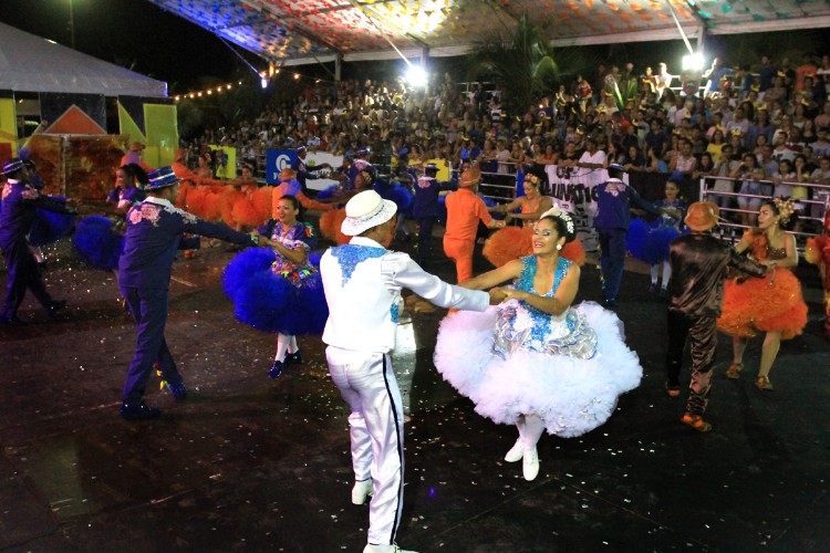 Primeira noite de apresentação das quadrilhas juninas animou o público no Jaraguá