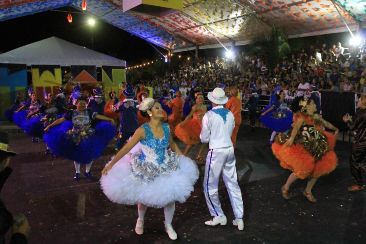 Primeira noite de apresentação das quadrilhas juninas animou o público no Jaraguá