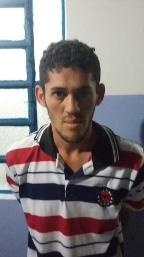 Trio foi preso em operação deflagrada pela Polícia Civil