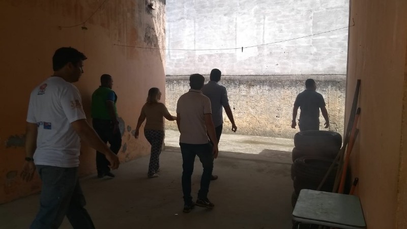 Escola municipal é arrombada e funcionários denunciam estrutura precária