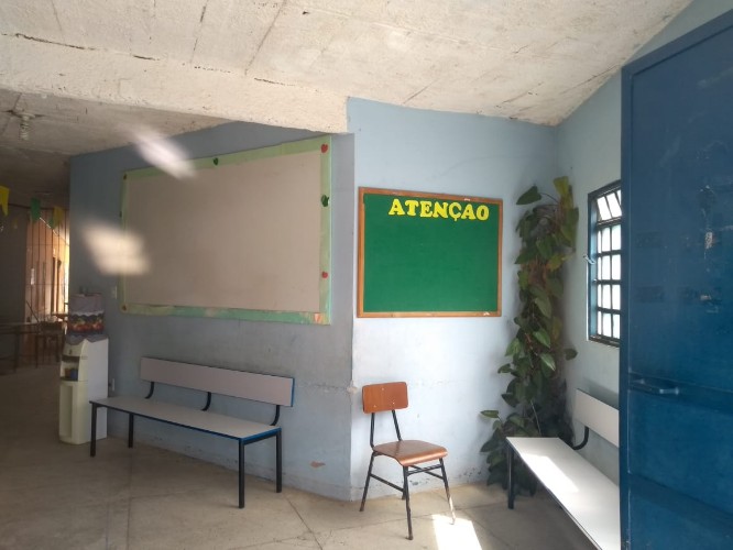 Escola municipal é arrombada e funcionários denunciam estrutura precária