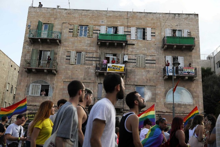 Parada Gay: judeus protestaram contra lei que impede gays de terem filhos