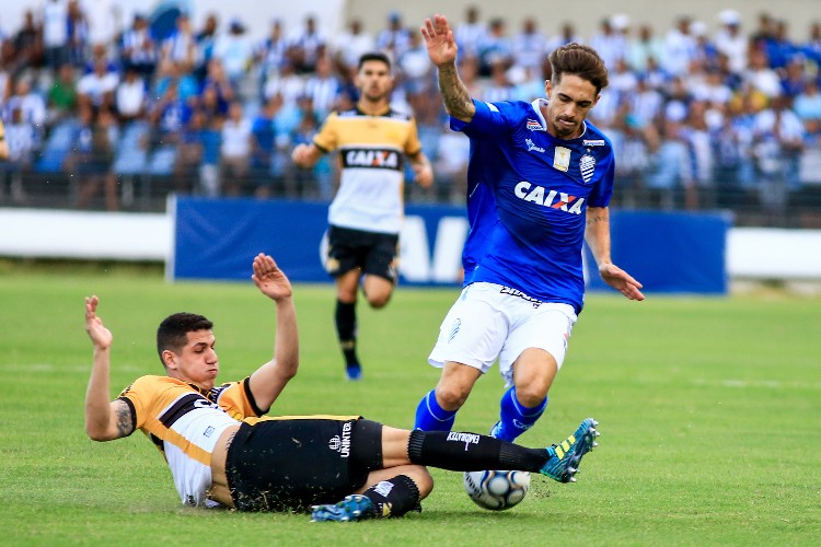 Com o apoio da torcida, Azulão fez bonito em campo