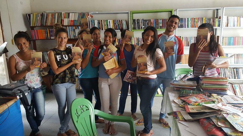 Professor cria projeto de incentivo à leitura e transforma realidade do Sertão
