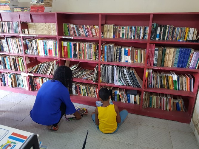 Professor cria projeto de incentivo à leitura e transforma realidade do Sertão
