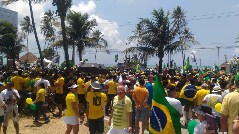 Concentração aconteceu no Corredor Vera Arruda, na Jatiúca