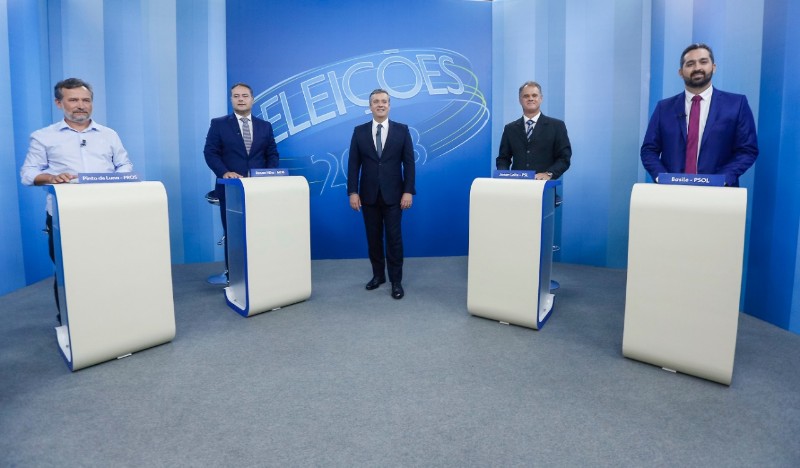 Candidatos falam sobre as propostas para o governo do Estado durante debate da TV Gazeta de Alagoas