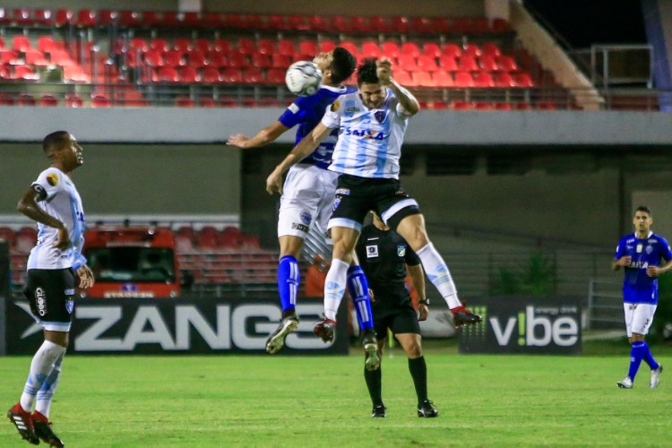 Confira imagens da partida no Estádio Rei Pelé
