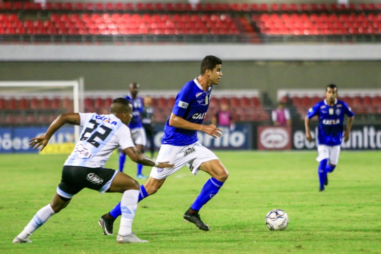 Confira imagens da partida no Estádio Rei Pelé