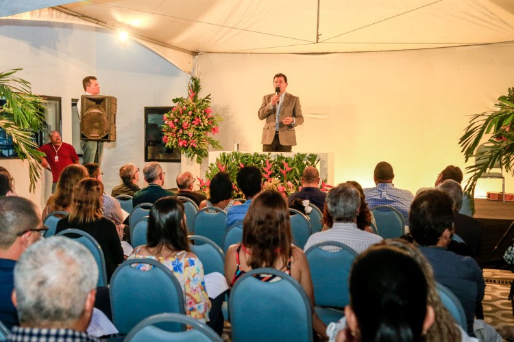 Colaboradores da OAM participam de ato ecumênico em celebração ao Natal
