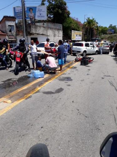 Motorista fez manobra irregular e provoca acidente 