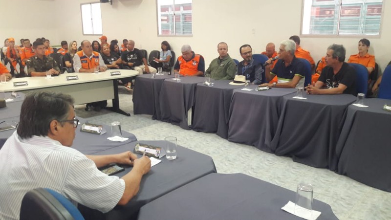 Moradores participam de simulado de evacuação do bairro do Pinheiro
