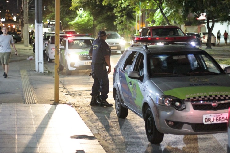 Operação integrada realiza mais de 100 abordagens e registra 53 infrações 