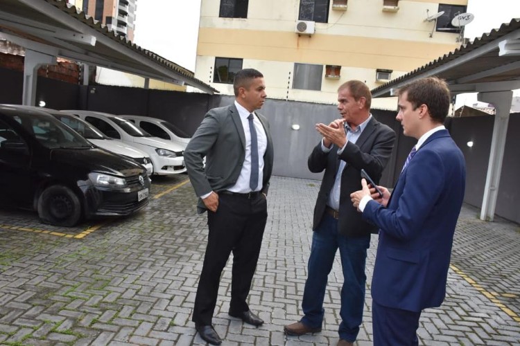 MP prende empresário e ex-chefe do setor de transportes de Girau