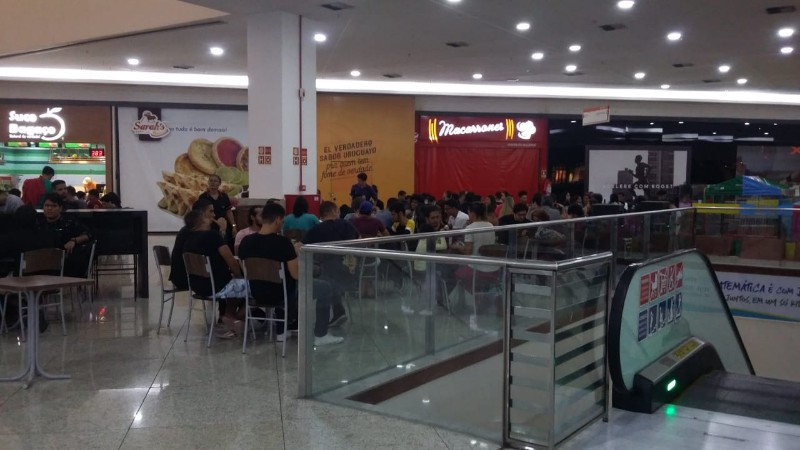 Grande público transformou a madrugada no Shopping em um dia correiro pelo centro da cidade 