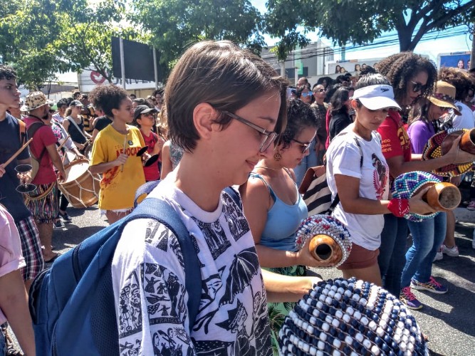 Ato em Maceió reúne milhares de manifestantes