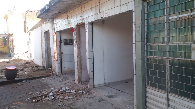 Polícia cumpre ação de reintegração de posse para construção de viaduto